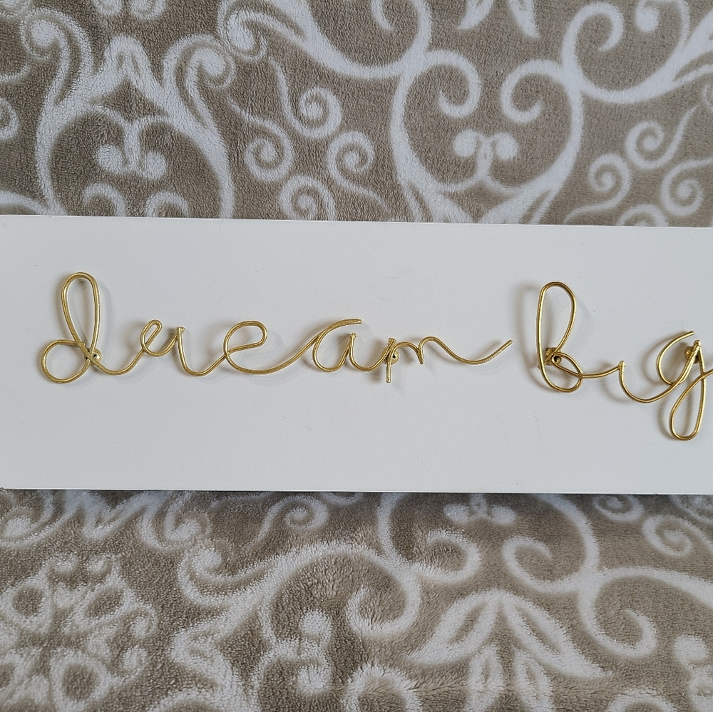 MAINSTAYS Dream Big Sign Tabletop Decor